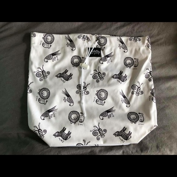 IN SEARCH OF - Picture 2 of 4